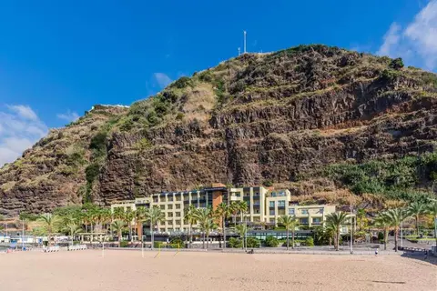 Calheta Beach in Calheta, foto 8