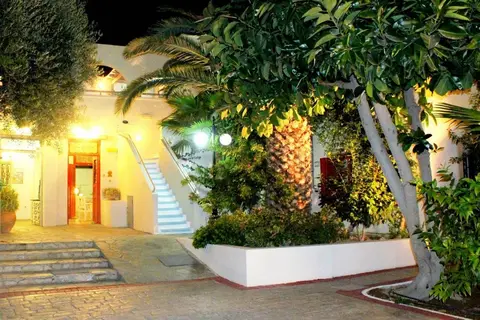 Nissia Kamares Hotel Apartments in Καρδάμαινα — foto 3