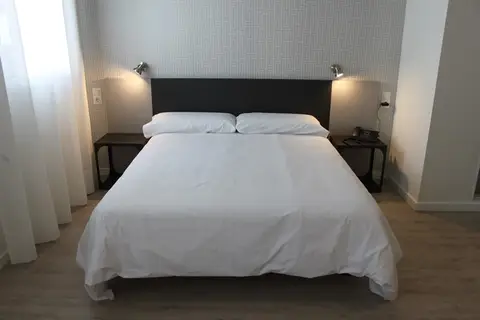Urban Dream Hotel Nevada in Armilla — foto 20