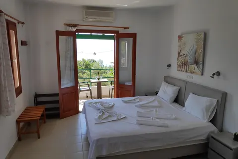 Appartementen Sunflowers in Municipal Unit of Marathokabos — foto 2