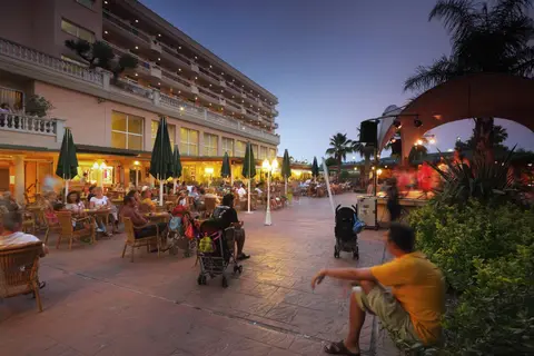 Hotel Palas Pineda in Vila-seca — foto 12