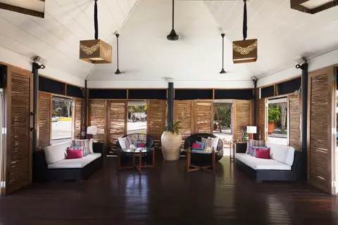 Taj Coral Reef Resort & Spa, Maldives in Nooraanee Shop 2 — foto 5