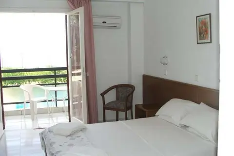 Irinna Hotel in Σβορωνάτα — foto 26