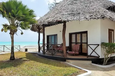 Reef & Beach Resort in Jambiani — foto 10