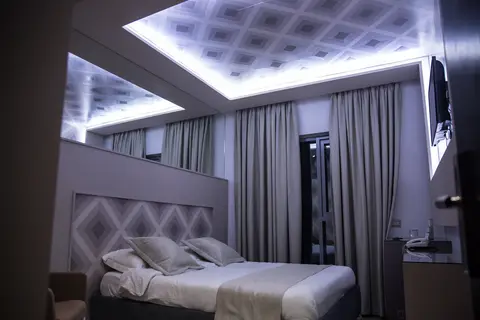 New W Hotel in Tirana — foto 4