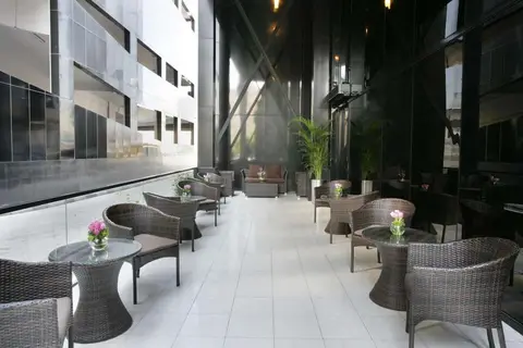 Ramada Hotel & Suites by Wyndham Ajman in عجمان — foto 15