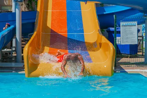 Grand Bahama Beach in Alaşehir — foto 17
