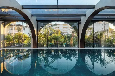 Flower Hotels & Resorts in Golem