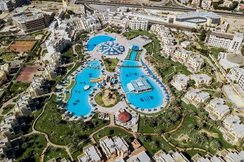 Royal Lagoons Resort & Aqua Park in الهضبه — foto 2