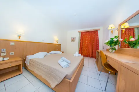 Poseidon Beach in Laganas Municipal Unit — foto 9