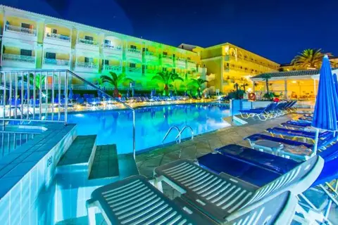 Hotel Poseidon Beach in Laganas — foto 17