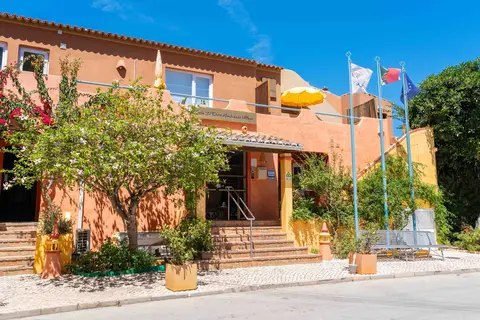 Costa d'Oiro Ambiance Village in Lagos — foto 5