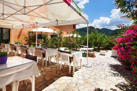 Casale Romano Resort in Motta Camastra — foto 6