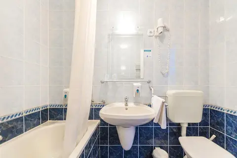 Baross City Hotel in Boedapest — foto 19