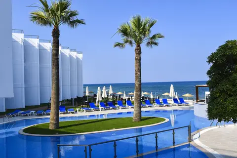 Mimoza Beach Hotel in Gazimağusa — foto 4