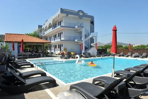 Maritime Hotel Appartementen in Kremasti