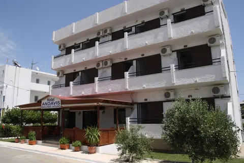 Andavis in Καρδάμαινα — foto 22
