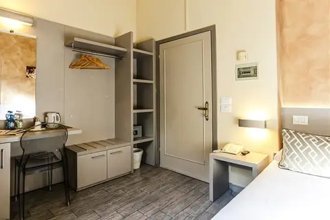 Hotel Albergo Firenze in Florence — foto 9