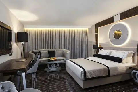 Ramada Hotel & Suites by Wyndham Istanbul Sis in Şişli — foto 11