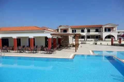 Messina Resort Hotel in Καλό Νερό — foto 5