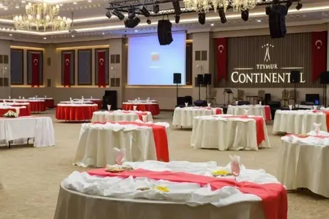 Teymur Continental Hotel & Convention Center in Şahinbey — foto 24