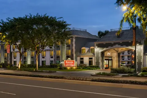 Ramada by Wyndham Anaheim Convention Center in Anaheim, foto 16