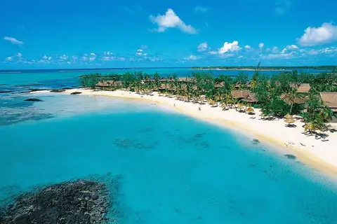 Constance Le Prince Maurice in Poste de Flacq VCA — foto 11