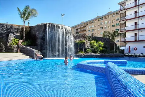 Hotel Papi in Malgrat de Mar — foto 2