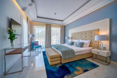 Hotel Palas Lux in Petrovac na Moru