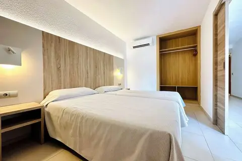 Ibiza Jet Appartementen in Platja d'en Bossa — foto 3