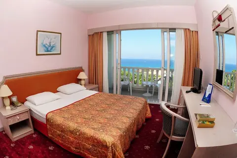 Denizkizi Hotel in Alsancak — foto 28