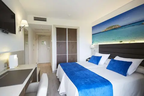 Invisa Hotel Club Cala Verde in Es Figueral — foto 11