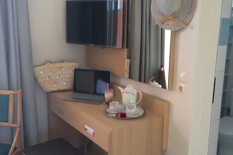 Pleasure Beach Hotel in Δημοτική Ενότητα Μαλίων — foto 22