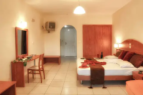Belussi Beach Hotel in Arkadii Municipal Unit, foto 11
