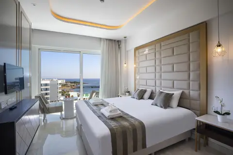 Constantinos The Great Beach Hotel in Παραλίμνι — foto 30