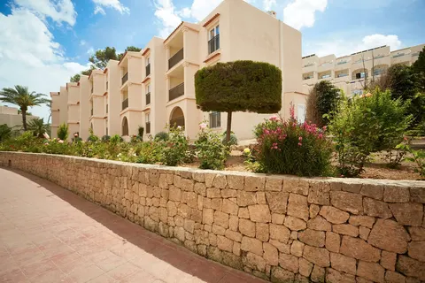 Invisa Hotel Club Cala Blanca foto 11