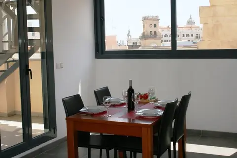 Apartamentos El Carmen in Alicante — foto 23