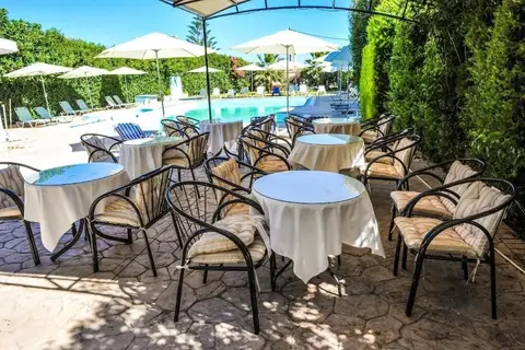 Valentino in Κρεμαστή — foto 21