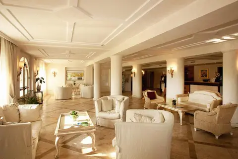 Chervò Golf Hotel Spa & Resort San Vigilio - Apartments in Pozzolengo — foto 7