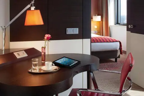 Mövenpick Hotel Amsterdam City Centre in Amsterdam — foto 4