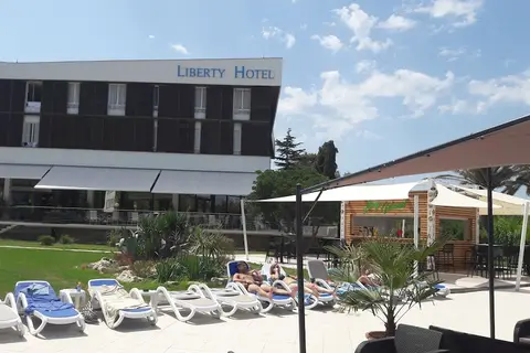 Liberty Hotel in Novalja — foto 22