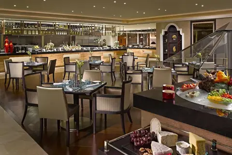 Dusit Thani Hotel Abu Dhabi in آل نَهيان — foto 5