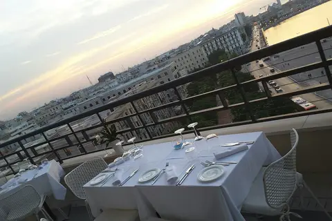 JR Hotels Bari Grande Albergo delle Nazioni in Bari — foto 3