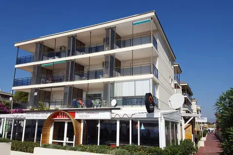 Augustus in Cambrils — foto 10