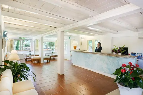 Colonna Hotel Du Golf in Olbia — foto 28