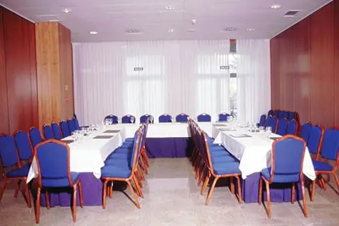 Hotel Las Provincias in Fuenlabrada — foto 19