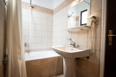 Annaliza Aparthotel in Ypsos — foto 20