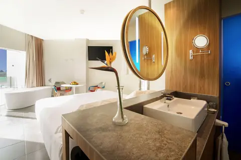 Higueron Hotel Malaga, Curio Collection by Hilton in Fuengirola — foto 21