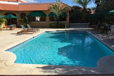 Harbour Village Beach Club in Kralendijk — foto 15