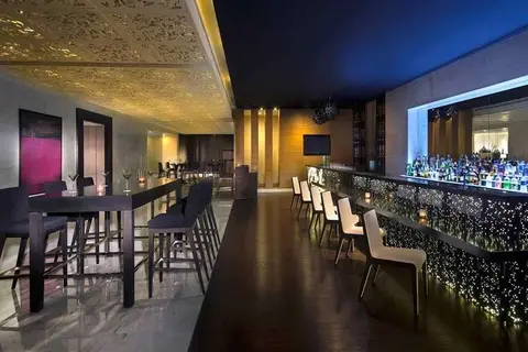 Sofitel Abu Dhabi Corniche in الدَّانَةْ — foto 25